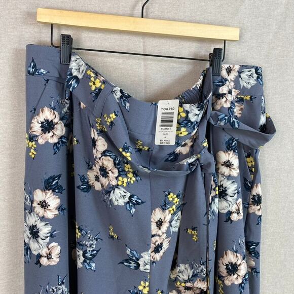 Torrid Women Wide Leg Palazzo Pants Size 4X Floral Tie Front Belt Boho Bloomcore - Picture 2 of 13